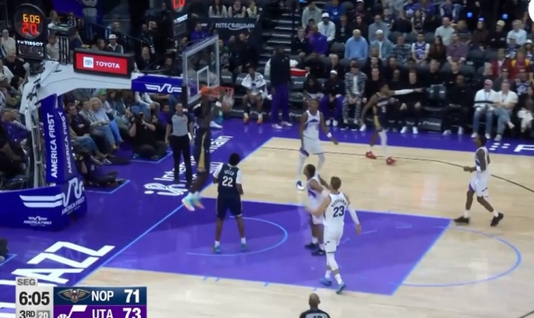 轰出一波21-6！锡安空接暴扣扳平比分爵士被迫喊下暂停